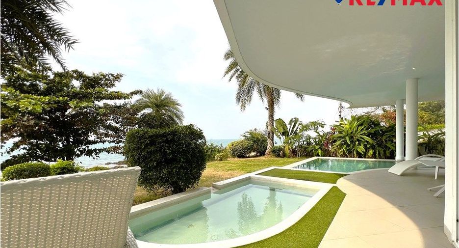 For sale 3 bedrooms condo in Sattahip, Chonburi