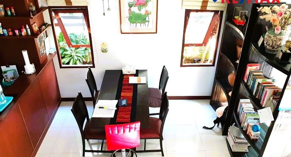À vendre 2 chambres maison à Mueang Rayong, Rayong