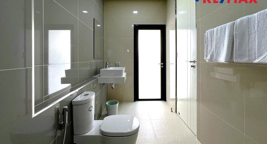 For sale 2 bedrooms house in Huay Yai, Pattaya