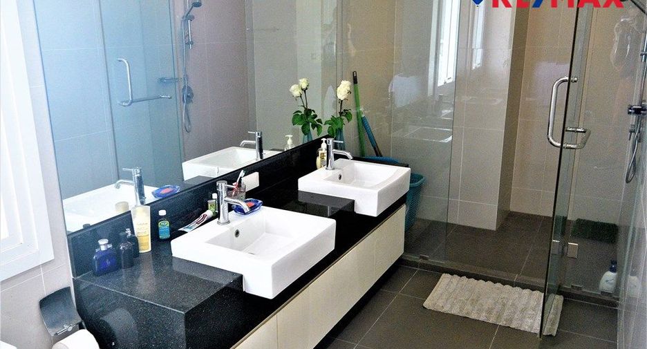 For sale 2 bedrooms condo in Sattahip, Chonburi