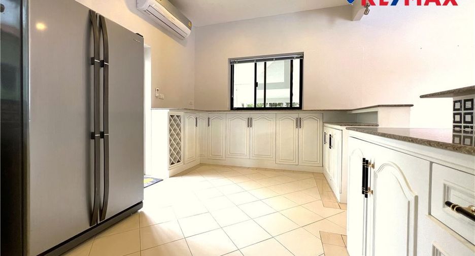 Haus zum Kauf mit 5 Zimmer in East Pattaya, Pattaya