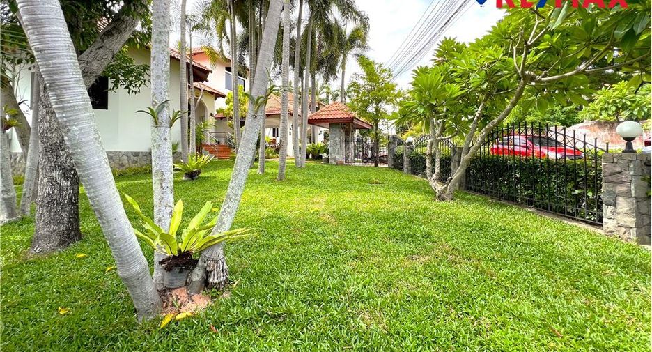 Haus zum Kauf mit 5 Zimmer in East Pattaya, Pattaya