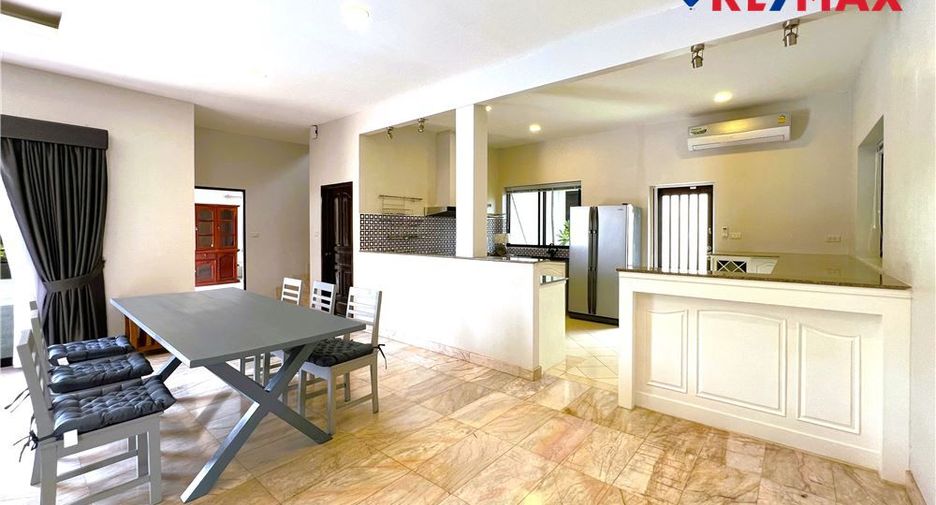 Haus zum Kauf mit 5 Zimmer in East Pattaya, Pattaya
