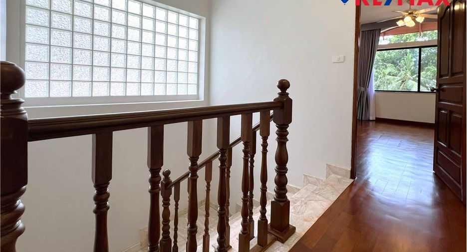 Haus zum Kauf mit 5 Zimmer in East Pattaya, Pattaya