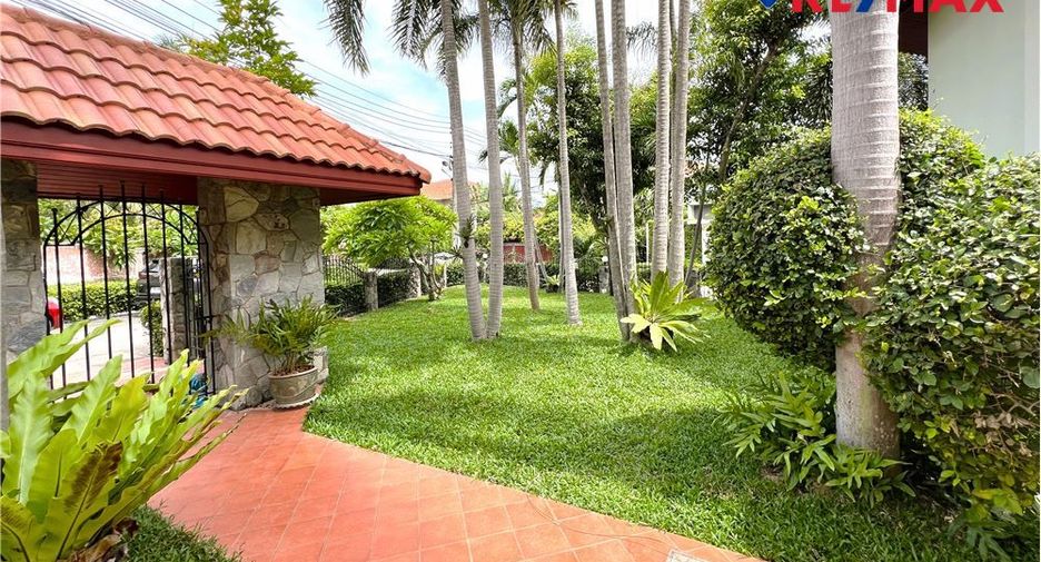 Haus zum Kauf mit 5 Zimmer in East Pattaya, Pattaya