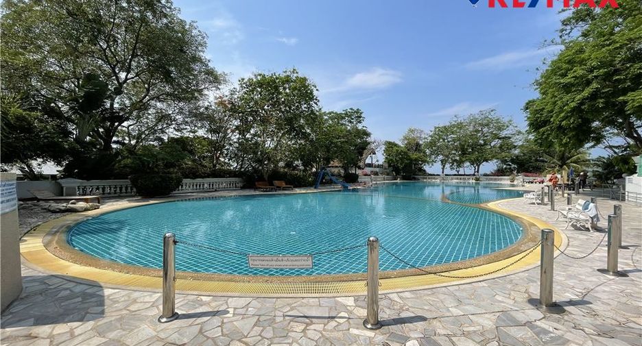 For sale 3 bedrooms condo in North Pattaya, Pattaya