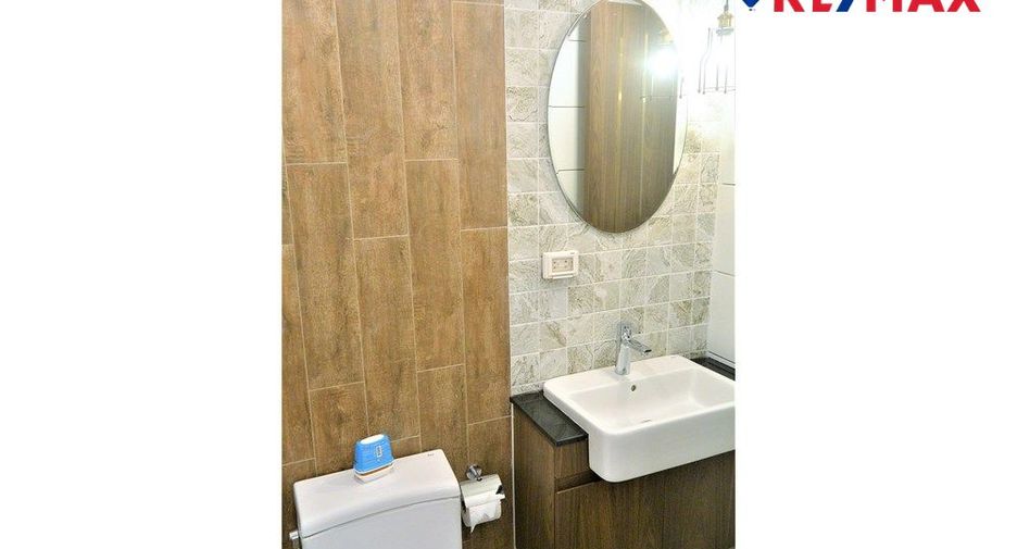 For sale 1 bed condo in Sattahip, Chonburi
