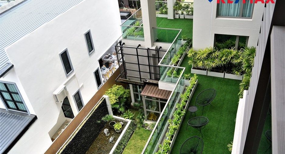 For sale 1 bed condo in Sattahip, Chonburi