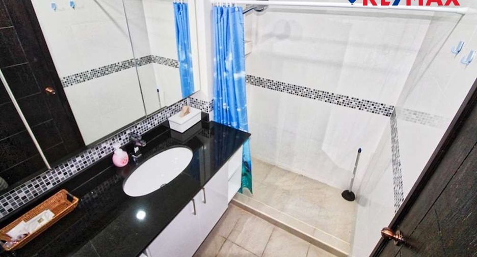 For sale 1 bed condo in South Pattaya, Pattaya
