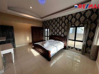 For sale 4 Beds condo in Bang Lamung, Chonburi