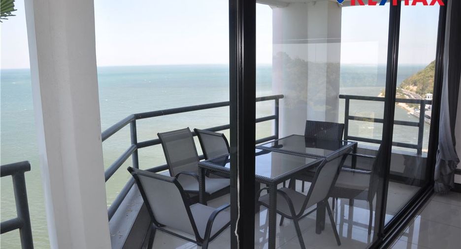 For sale 3 bedrooms condo in Mueang Chon Buri, Chonburi
