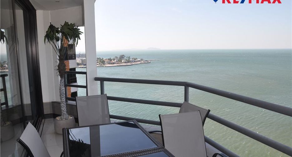 For sale 3 bedrooms condo in Mueang Chon Buri, Chonburi