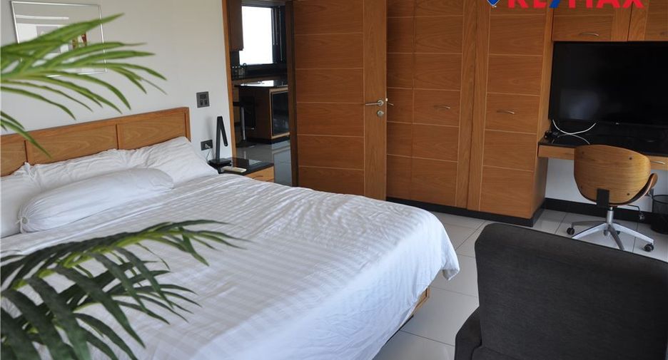 For sale 3 bedrooms condo in Mueang Chon Buri, Chonburi