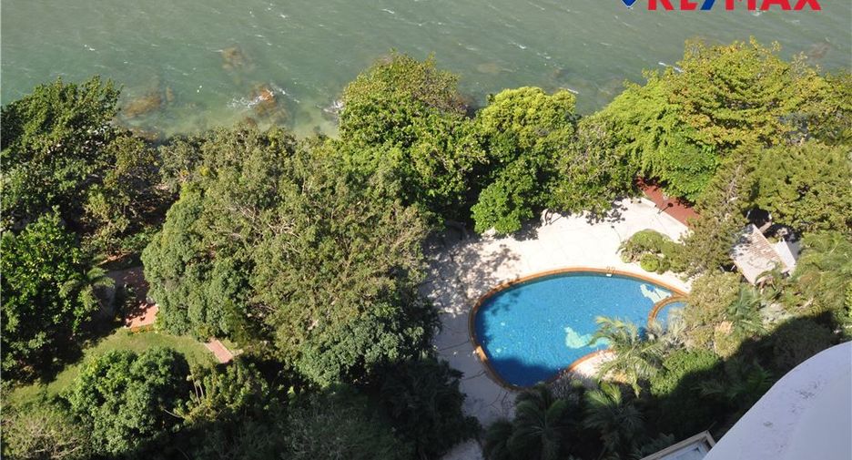 For sale 3 bedrooms condo in Mueang Chon Buri, Chonburi