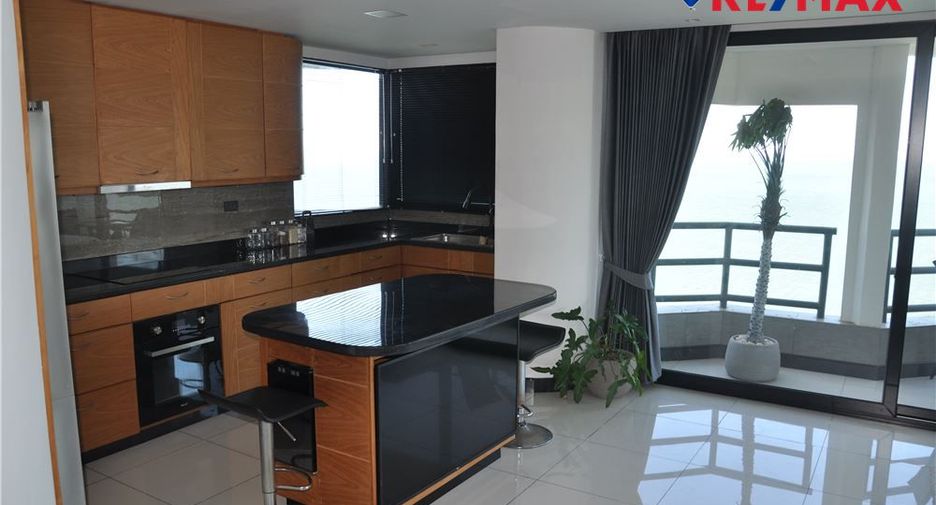 For sale 3 bedrooms condo in Mueang Chon Buri, Chonburi