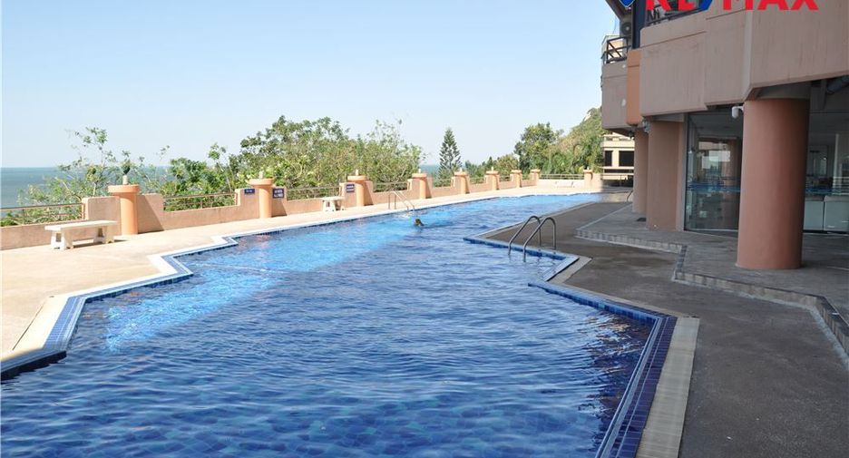For sale 3 bedrooms condo in Mueang Chon Buri, Chonburi