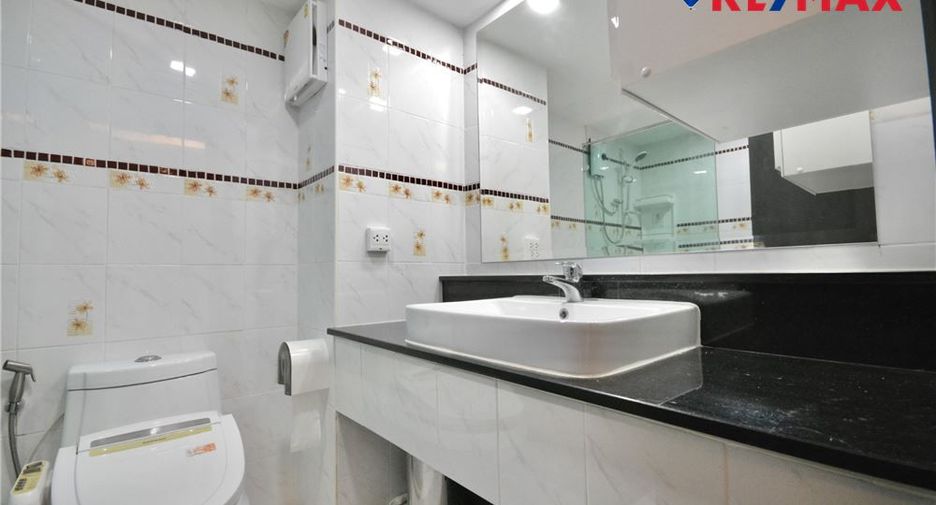 For sale 1 bed condo in Jomtien, Pattaya