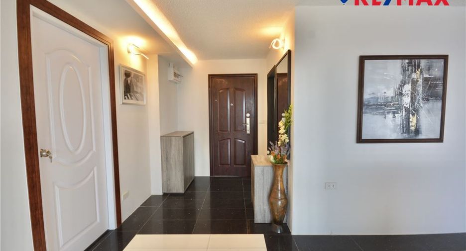 For sale 1 bed condo in Jomtien, Pattaya