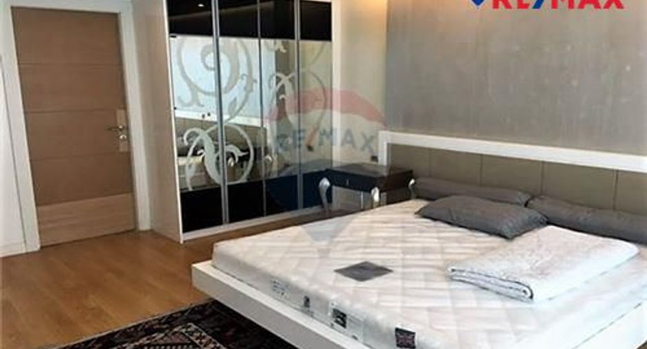 For sale 2 bedrooms condo in Pratumnak, Pattaya