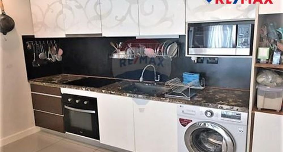 For sale 2 bedrooms condo in Pratumnak, Pattaya