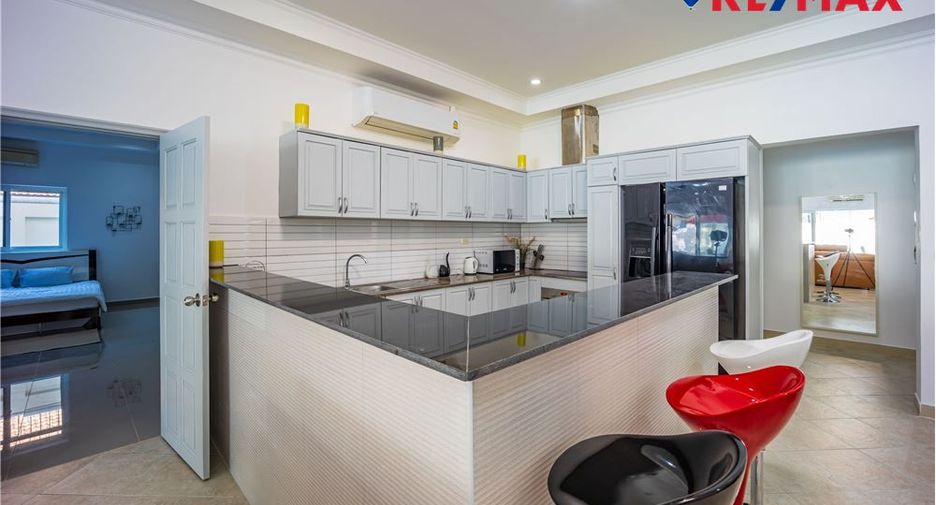 Haus zum Kauf mit 12 Zimmer in Pratumnak, Pattaya