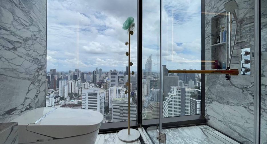 For rent 3 Beds condo in Watthana, Bangkok