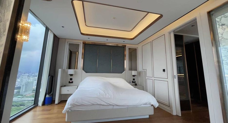 For rent 3 Beds condo in Watthana, Bangkok