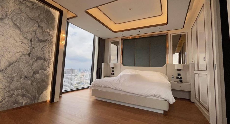 For rent 3 Beds condo in Watthana, Bangkok
