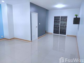 For sale 2 bed townhouse in Nong Khae, Saraburi