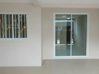 For sale 2 bed townhouse in Nuea Khlong, Krabi