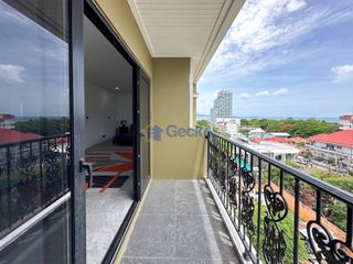 For sale 4 bed condo in Bang Lamung, Chonburi