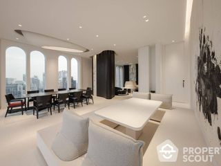 For sale 4 bed condo in Khlong Toei, Bangkok