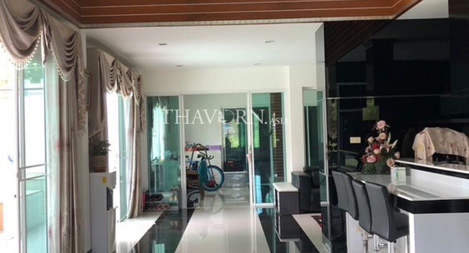 À vendre 4 chambres maison à Bang Lamung, Chonburi