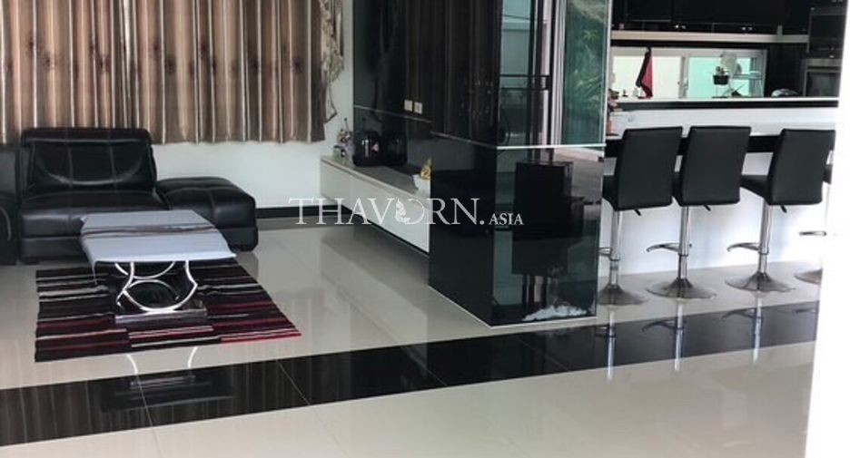 À vendre 4 chambres maison à Bang Lamung, Chonburi