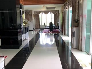 For sale 4 bed house in Bang Lamung, Chonburi