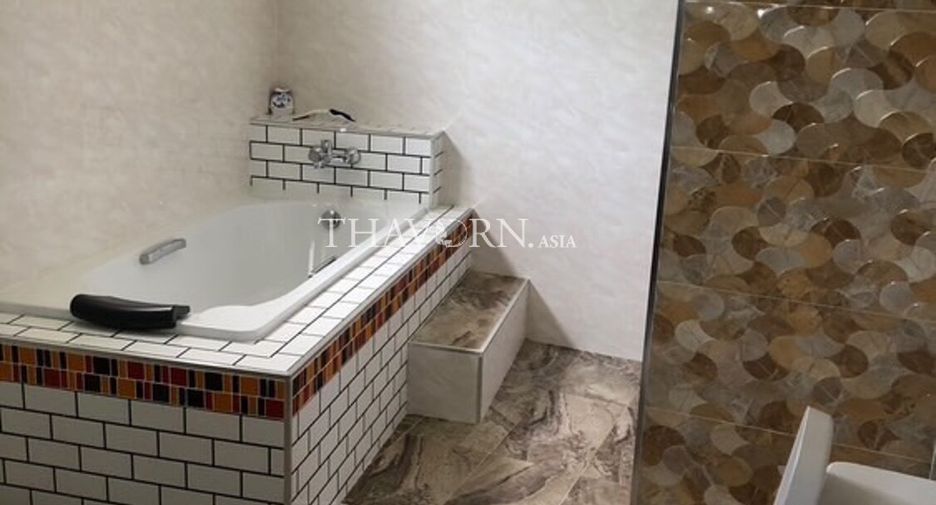 À vendre 4 chambres maison à Bang Lamung, Chonburi