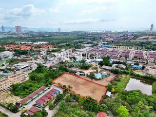 出售 土地 在 Bang Lamung, Chon Buri