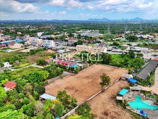 出售 土地 在 Bang Lamung, Chon Buri