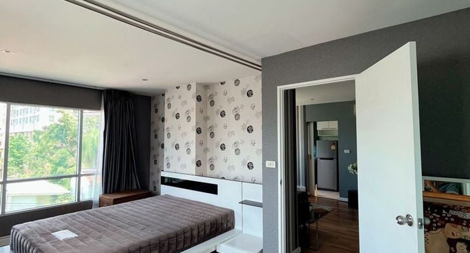 For sale 1 bed condo in Khlong Toei, Bangkok