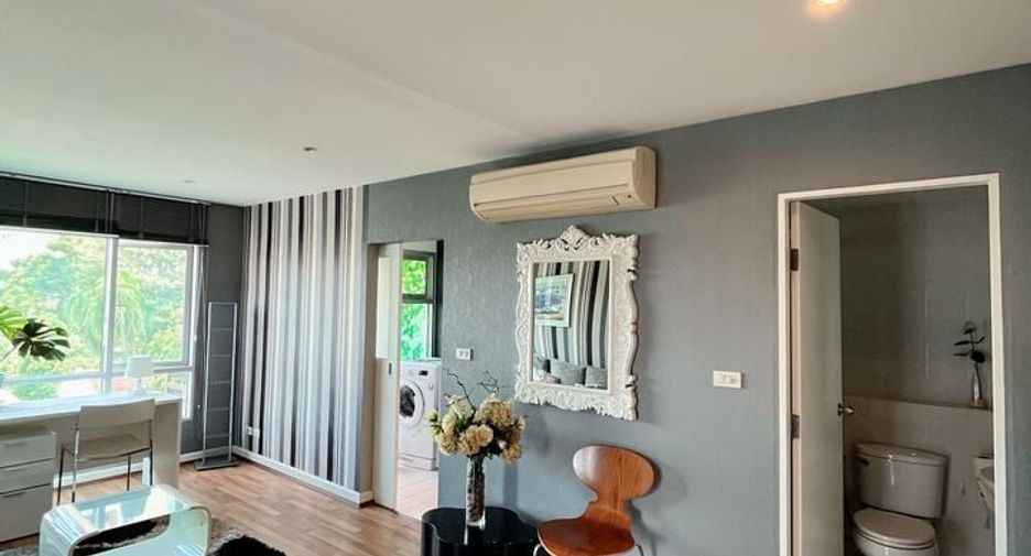 For sale 1 bed condo in Khlong Toei, Bangkok
