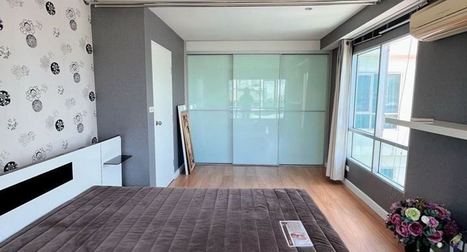 For sale 1 bed condo in Khlong Toei, Bangkok