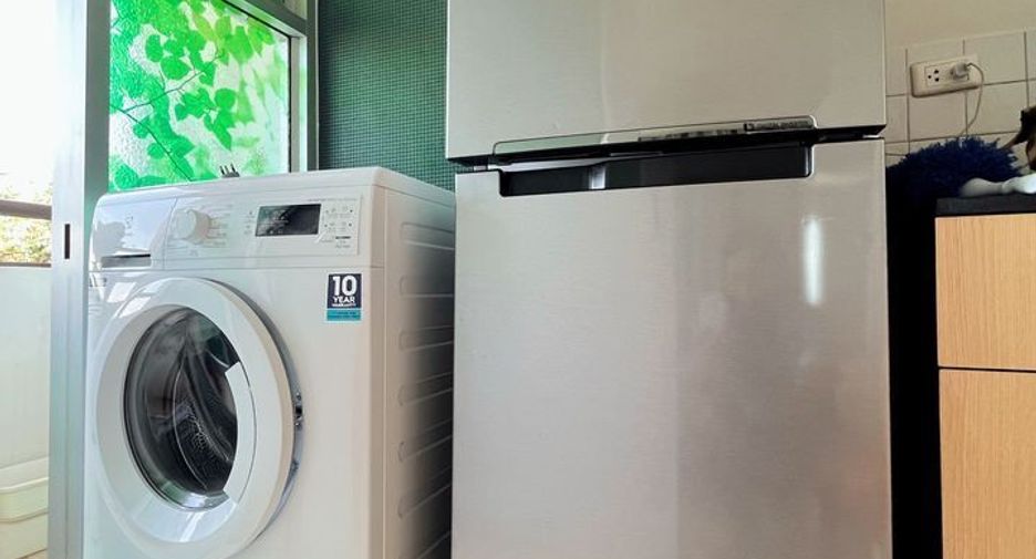 For sale 1 bed condo in Khlong Toei, Bangkok