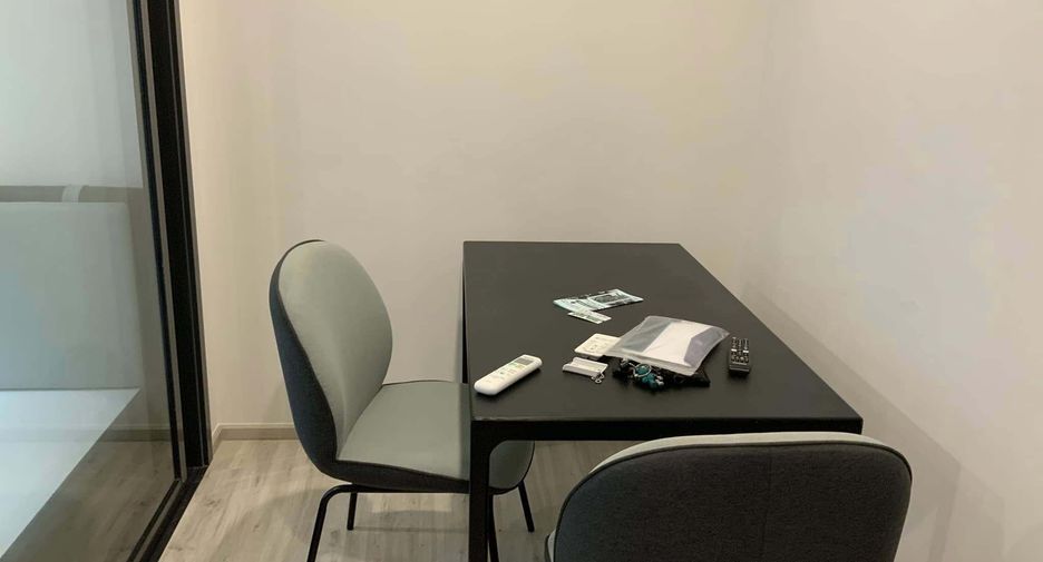 For rent 1 bed condo in Huai Khwang, Bangkok