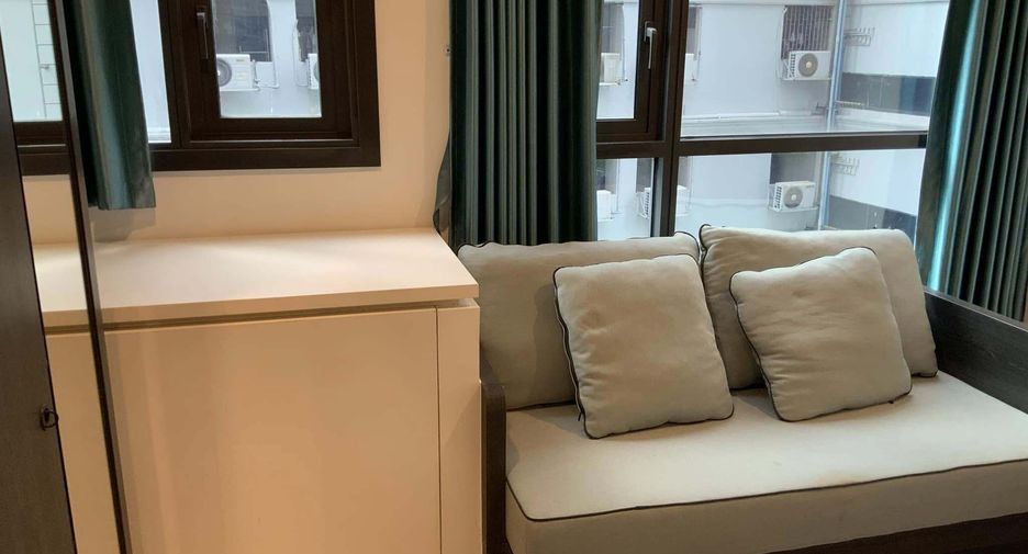 For rent 1 bed condo in Huai Khwang, Bangkok