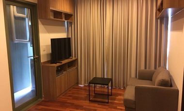 For rent 1 bed condo in Pathum Wan, Bangkok