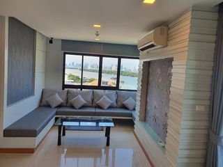 For rent 3 bed condo in Yan Nawa, Bangkok