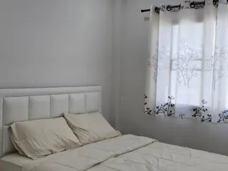 For rent 4 bed townhouse in San Sai, Chiang Mai