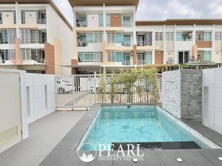 For sale 10 bed villa in Bang Lamung, Chonburi