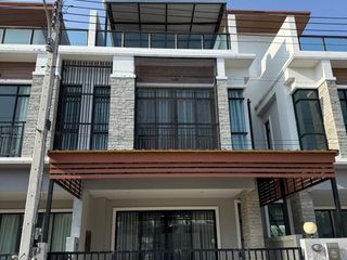 For rent 3 bed townhouse in Cha Am, Phetchaburi
