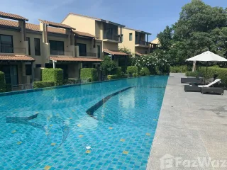 For sale 3 bed townhouse in Cha Am, Phetchaburi
